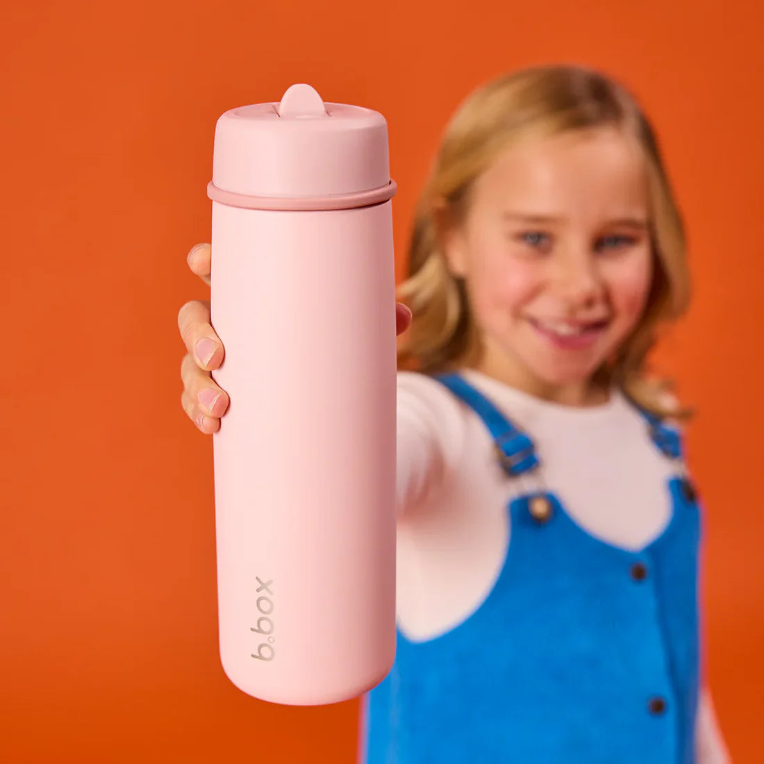 b.box Insulated Flip Top Bottle 690ml - Blush Crush