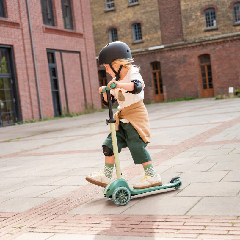 Highwaykick 3S LED Lights - Forest (3+ years)