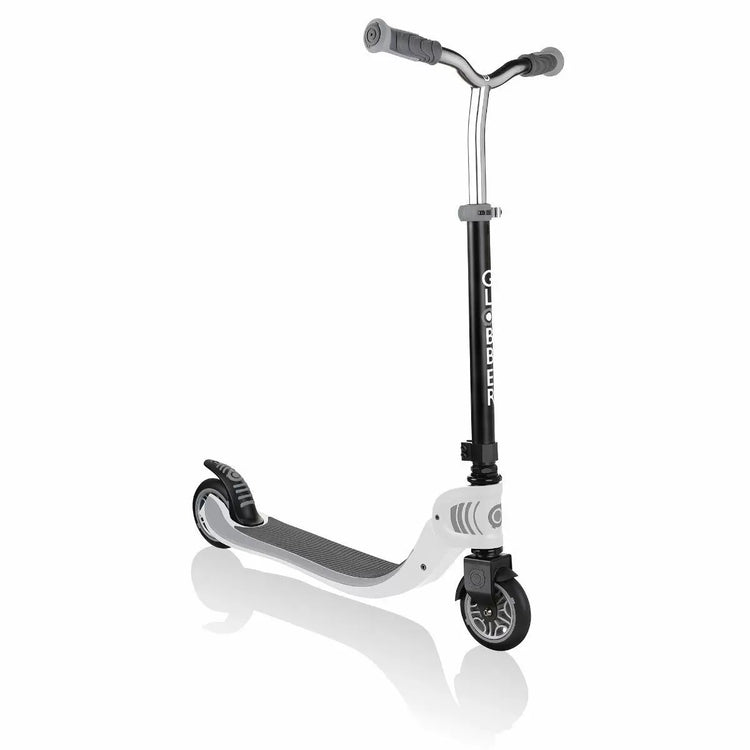 Globber Foldable 2 Wheel Scooter Flow 125 - Black / White